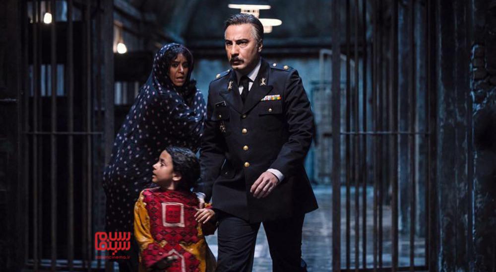 THE WARDEN/ سرخپوست